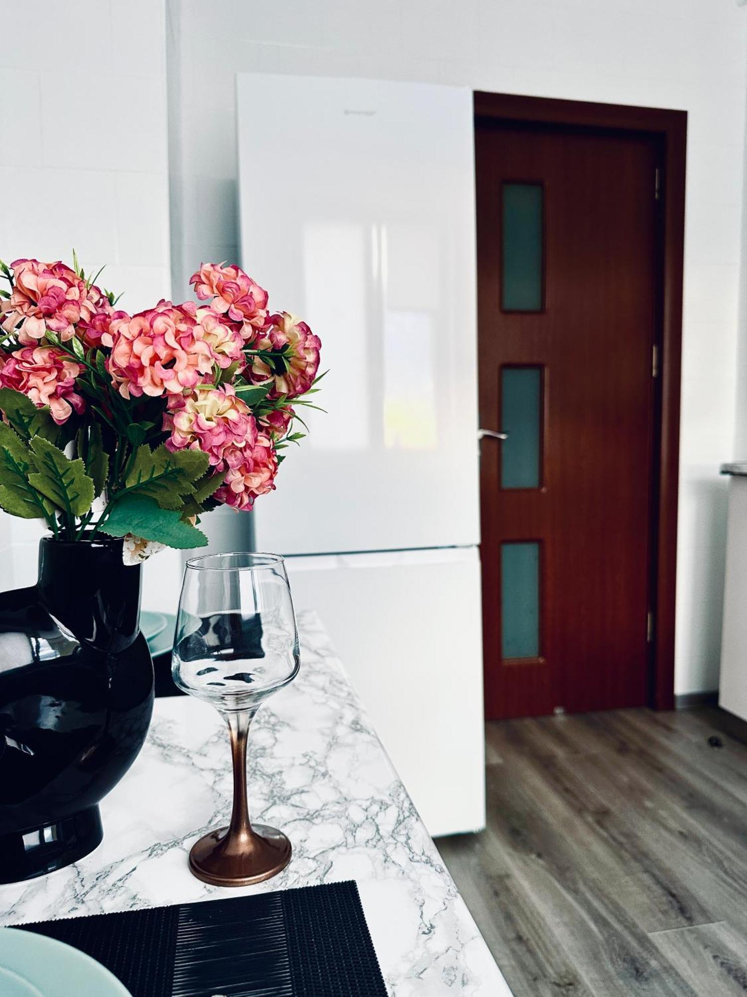 Unde Home بوخارست المظهر الخارجي الصورة